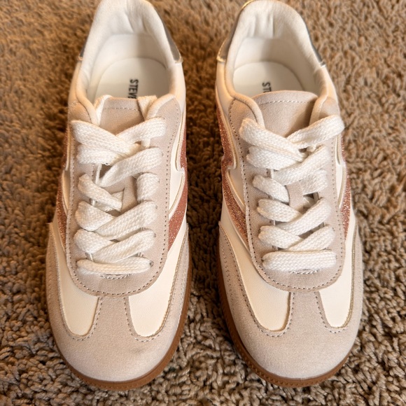 Steve Madden Other - Steve Madden Kids Sneakers in Cream and Tan